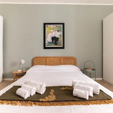 Historical Centre Olive Apartmán Parma